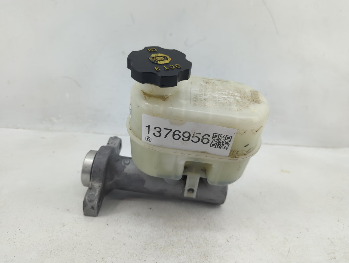 2015-2020 Gmc Yukon Brake Master Cylinder - Oemusedautoparts1.com
