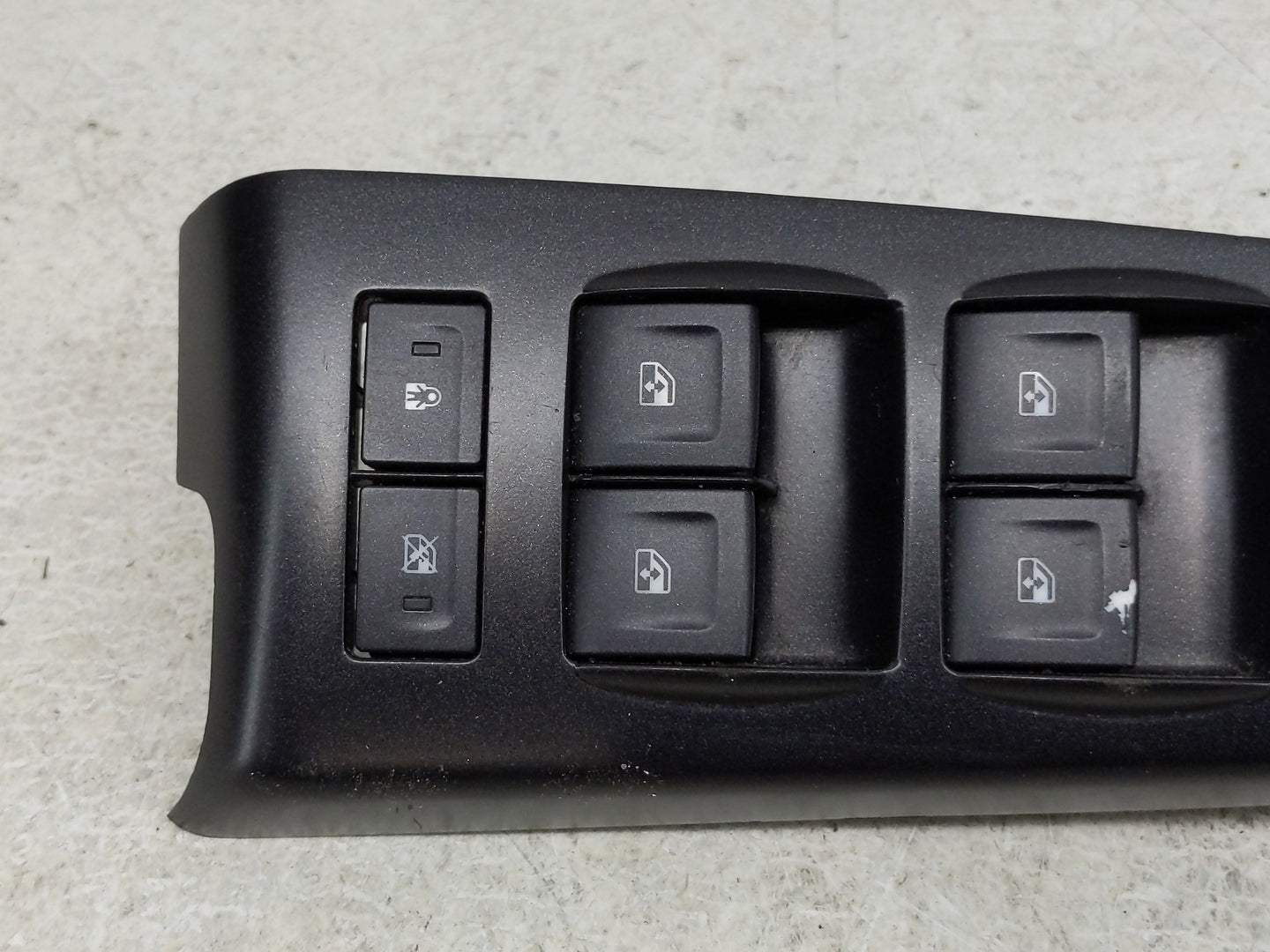 2015-2020 Gmc Yukon Master Power Window Switch Replacement Driver Side Left P/N:B067EA09 23427094 Fits OEM Used Auto Parts -
