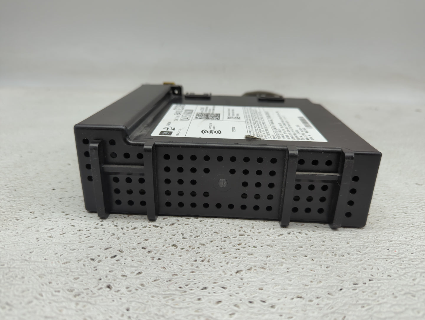 2017-2018 Gmc Yukon Radio AM FM Cd Player Receiver Replacement P/N:84102336 TE90N34W, FT0040A Fits Fits 2017 2018 2019 OEM U