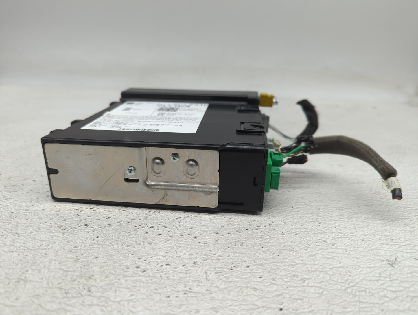 2017-2018 Gmc Yukon Radio AM FM Cd Player Receiver Replacement P/N:84102336 TE90N34W, FT0040A Fits Fits 2017 2018 2019 OEM U