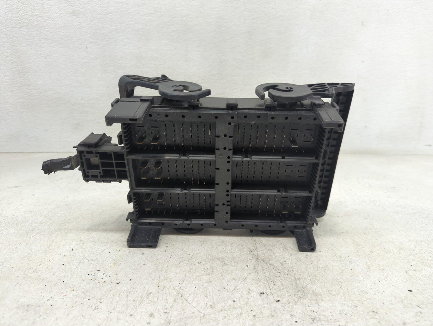 2015-2020 Gmc Yukon Fusebox Fuse Box Panel Relay Module P/N:23227061 Fits Fits 2015 2016 2017 2018 2019 2020 OEM Used Auto P