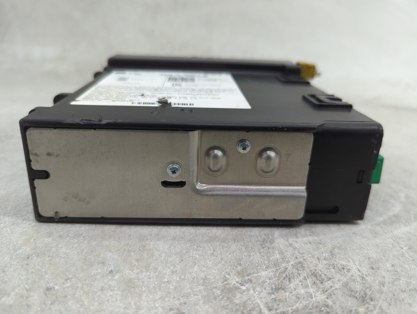 2017-2018 Gmc Yukon Radio AM FM Cd Player Receiver Replacement P/N:84278527 Fits Fits 2017 2018 2019 OEM Used Auto Parts - O