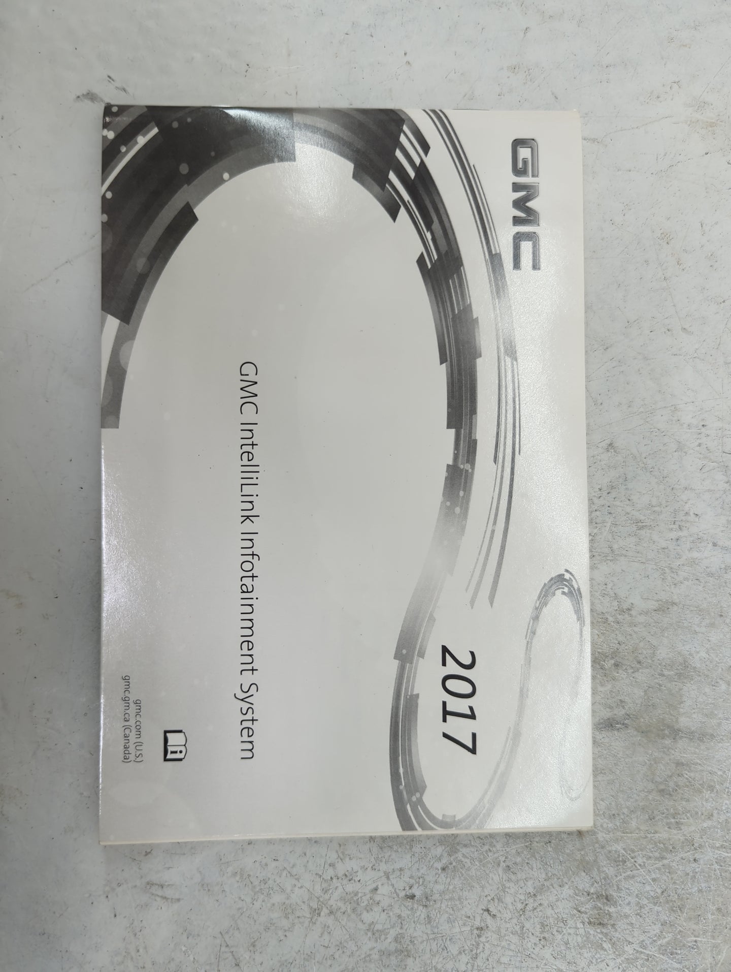 2017 Gmc Yukon Owners Manual Book Guide P/N:23476165 OEM Used Auto Parts - Oemusedautoparts1.com