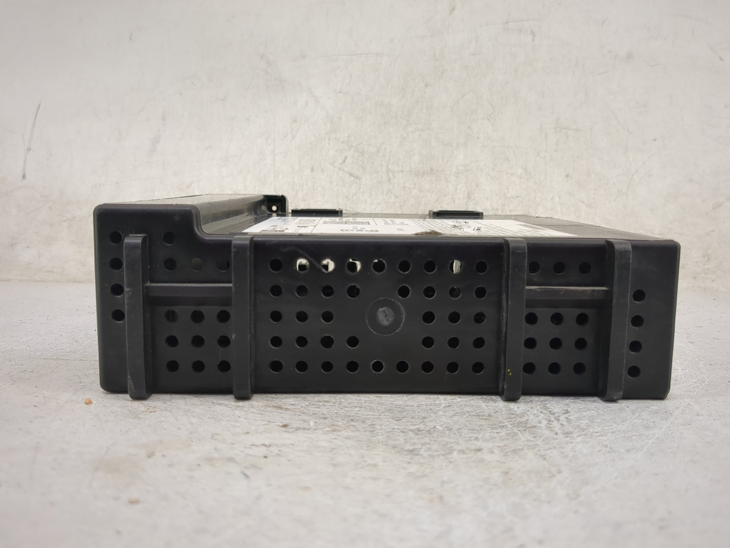 2017-2018 Gmc Yukon Radio AM FM Cd Player Receiver Replacement P/N:84278527 TEN-F7004CR, MP307607 Fits Fits 2017 2018 2019 O