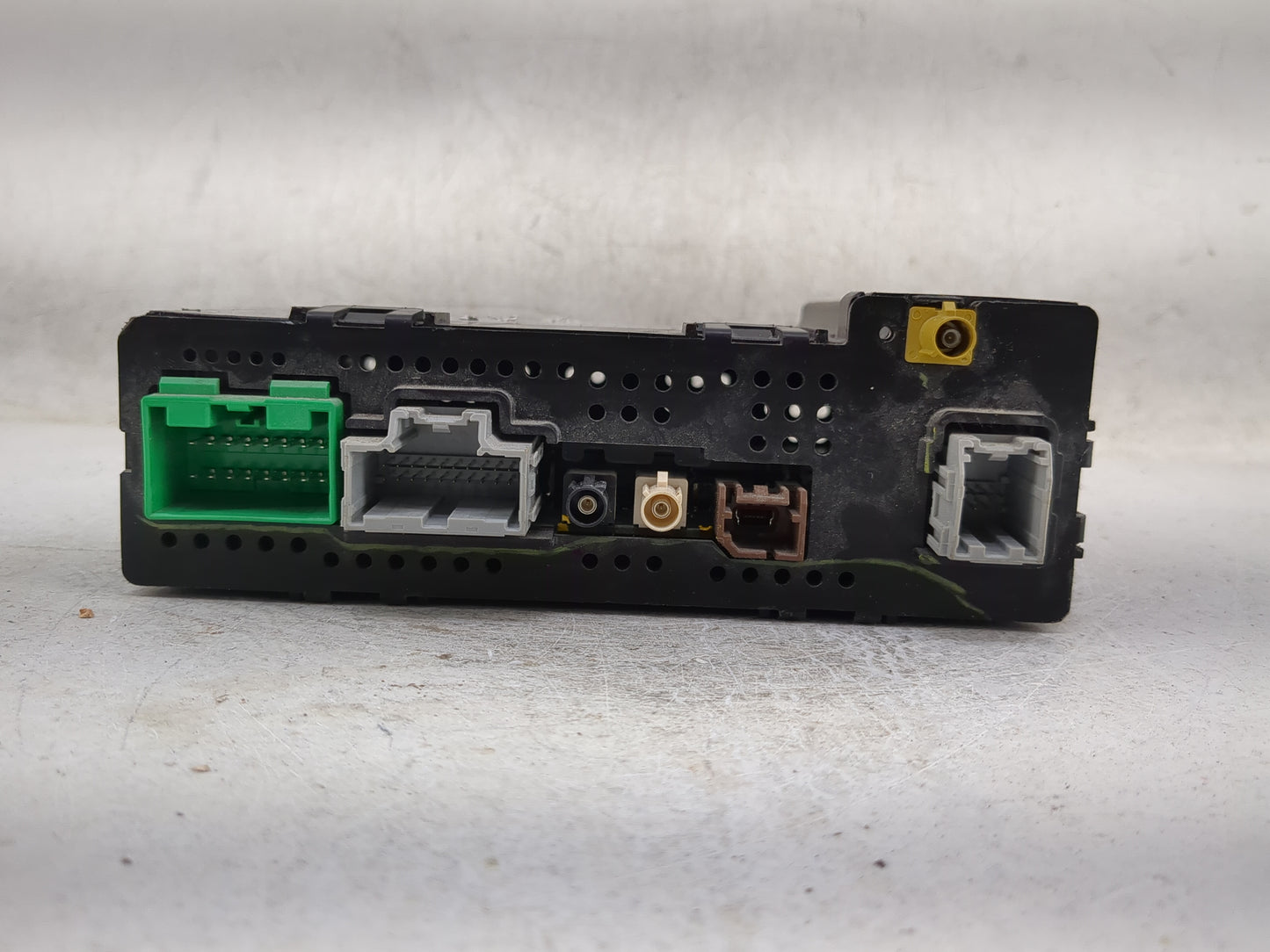 2017-2018 Gmc Yukon Radio AM FM Cd Player Receiver Replacement P/N:84278527 TEN-F7004CR, MP307607 Fits Fits 2017 2018 2019 O