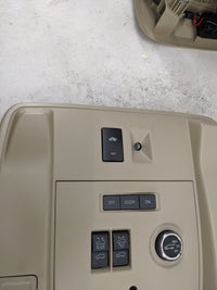 2015-2020 Gmc Yukon Overhead Roof Console Tan 1483328 - Oemusedautoparts1.com
