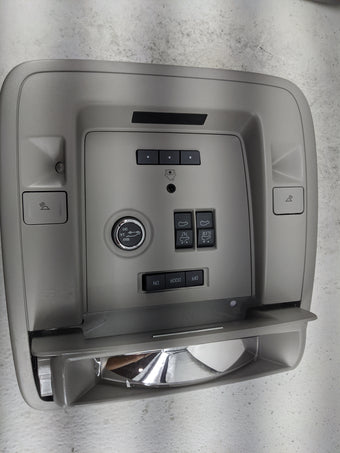 compare product 2015-2020 Gmc Yukon Overhead Console W/rear Climate Control Gray 1483372