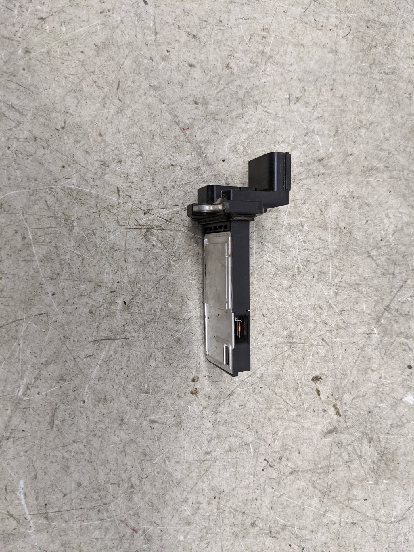 2015-2020 Gmc Yukon Mass Air Flow Meter Maf 1485729 - Oemusedautoparts1.com