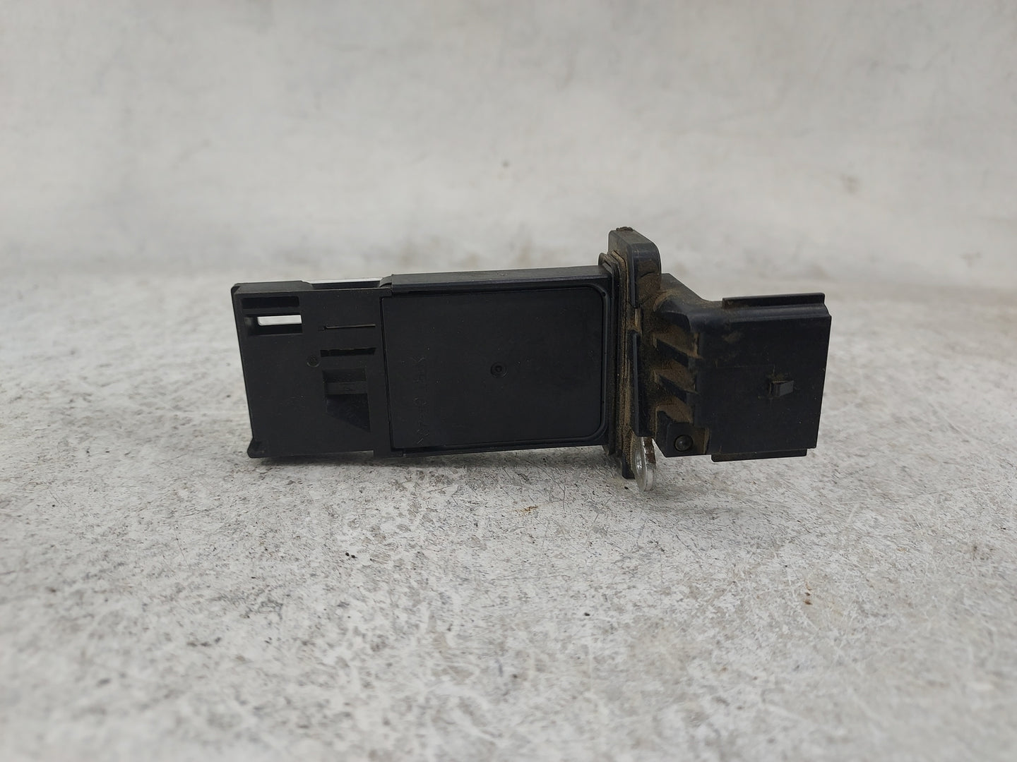 2015-2020 Gmc Yukon Mass Air Flow Meter Maf 1487344 - Oemusedautoparts1.com
