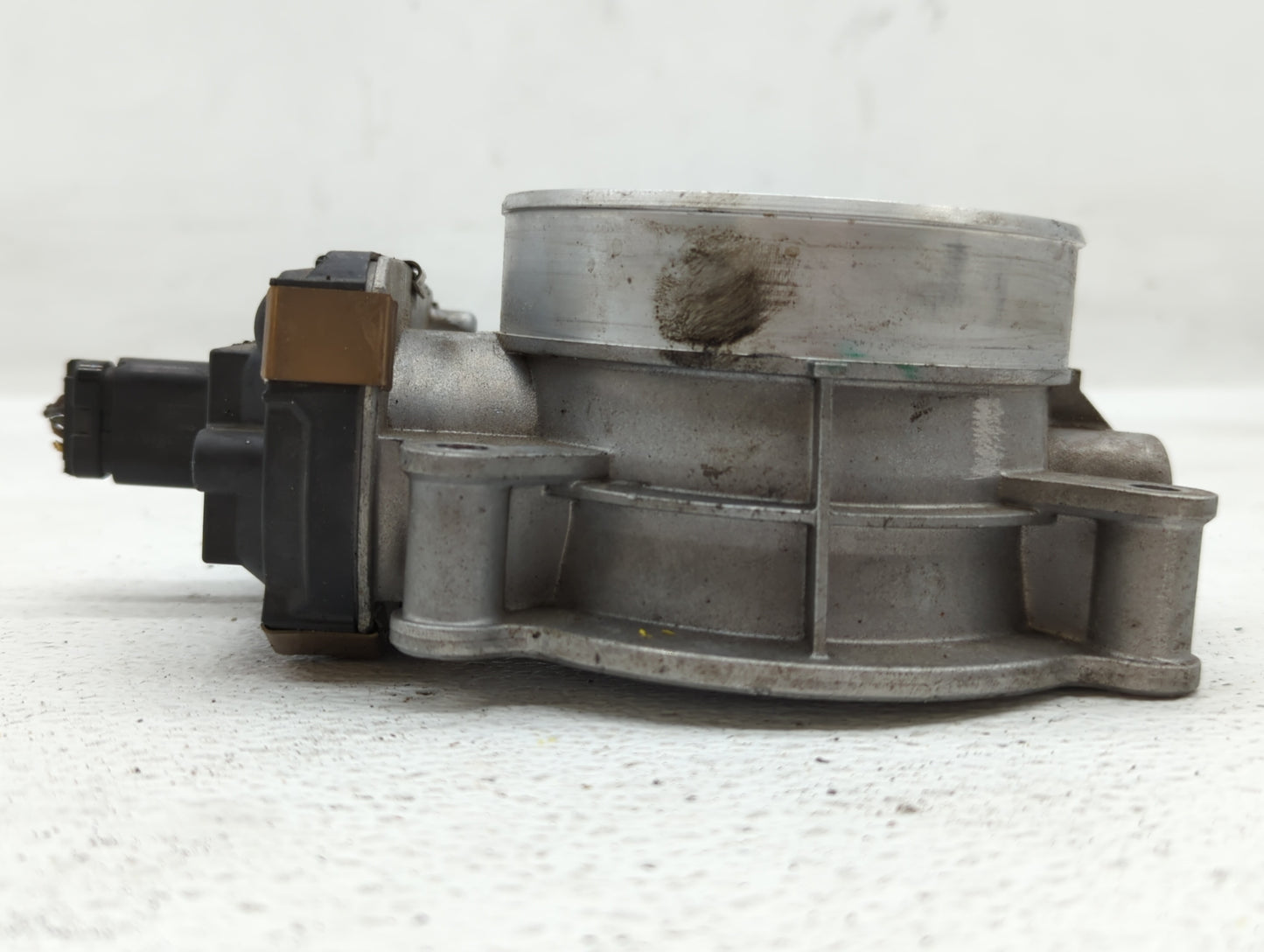 2015-2021 Gmc Yukon Throttle Body P/N:12678312 12678223, 12620263 Fits Fits 2014 2015 2016 2017 2018 2019 2020 2021 2022 OEM