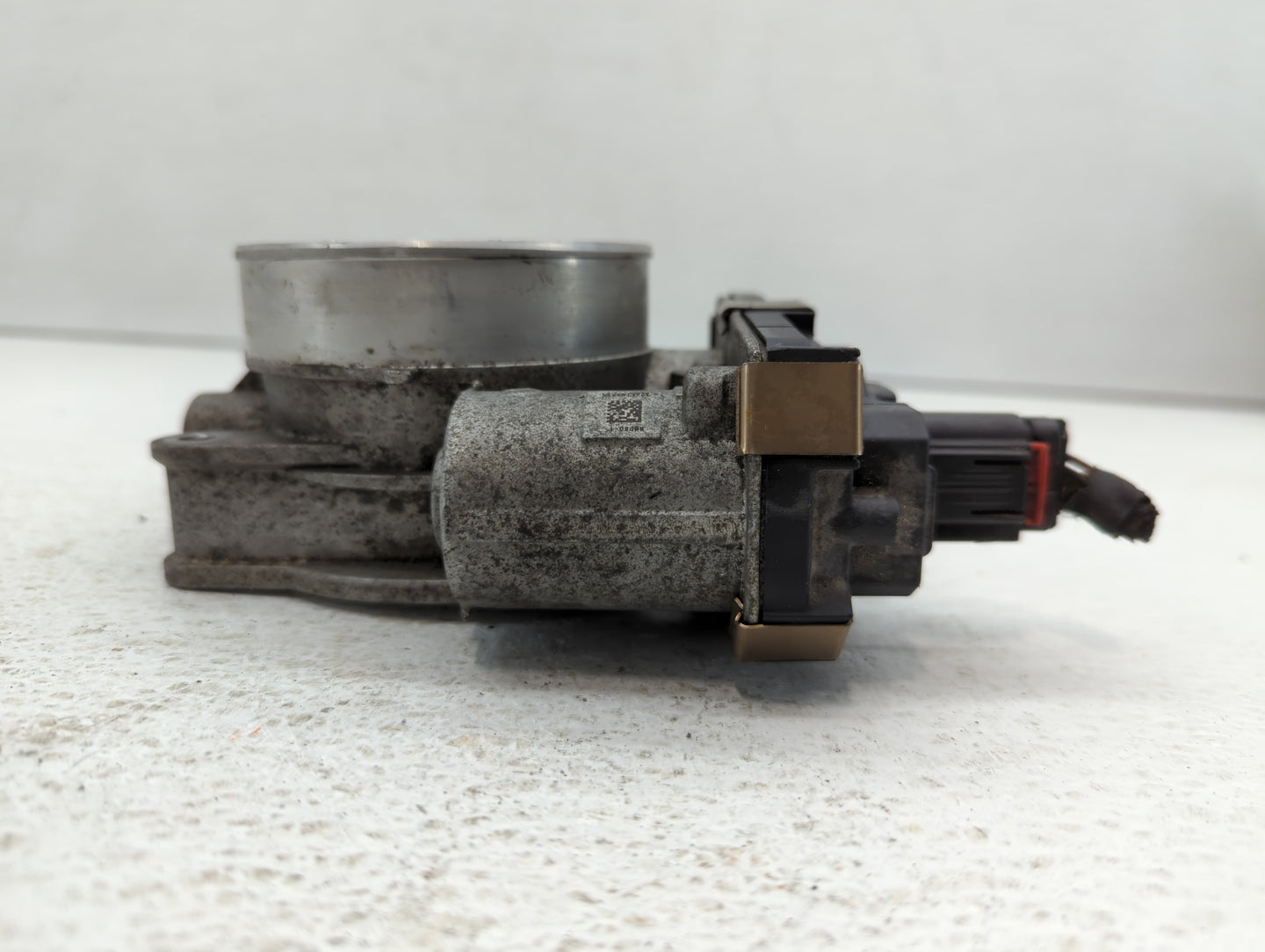 2015-2022 Gmc Yukon Throttle Body P/N:12617792 Fits Fits 2014 2015 2016 2017 2018 2019 2020 2021 2022 OEM Used Auto Parts - 