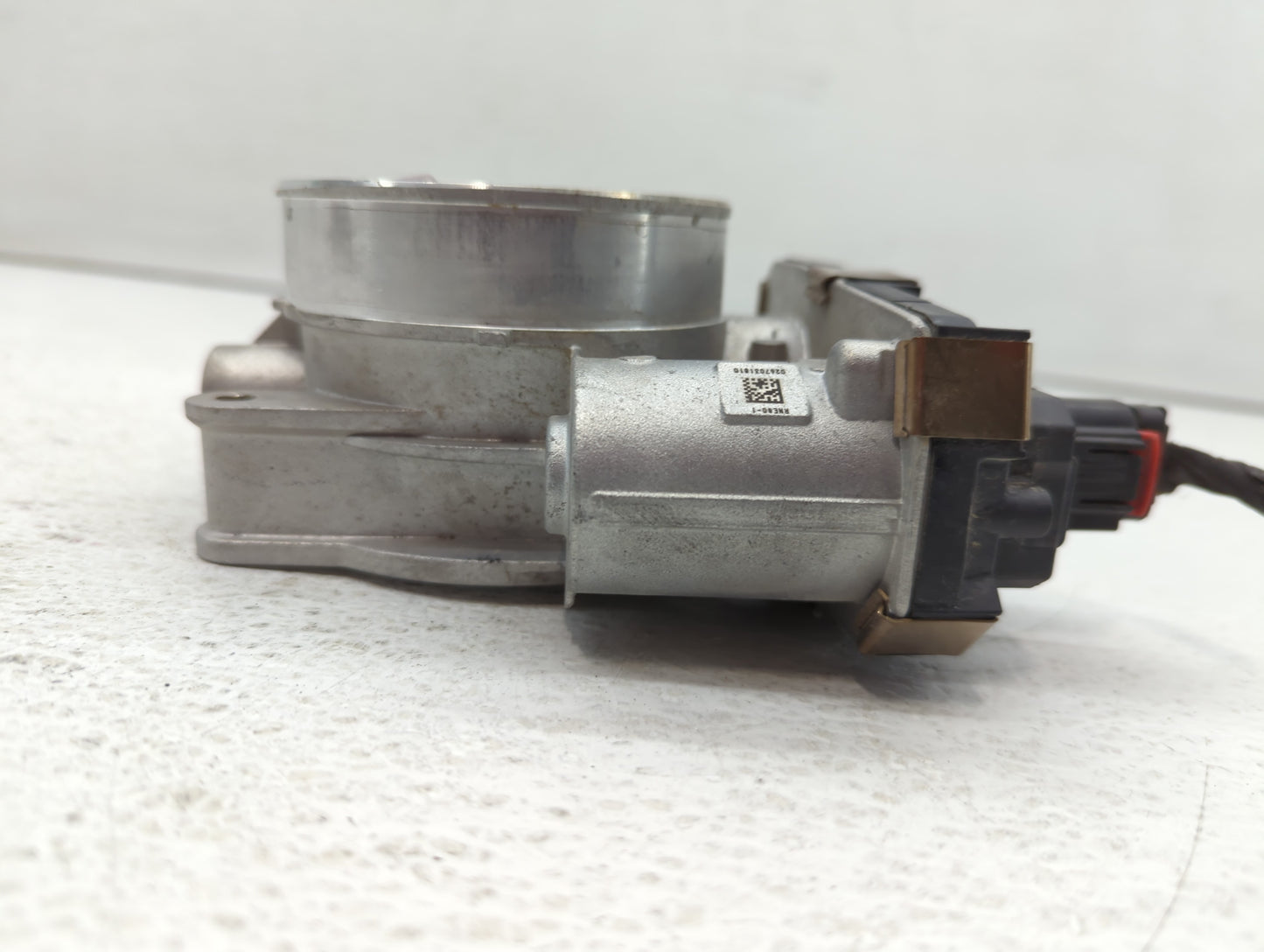 2015-2022 Gmc Yukon Throttle Body P/N:12617792 Fits Fits 2014 2015 2016 2017 2018 2019 2020 2021 2022 OEM Used Auto Parts - 