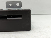 Gmc Yukon Xl Am Fm Cd Player Radio Receiver - Oemusedautoparts1.com