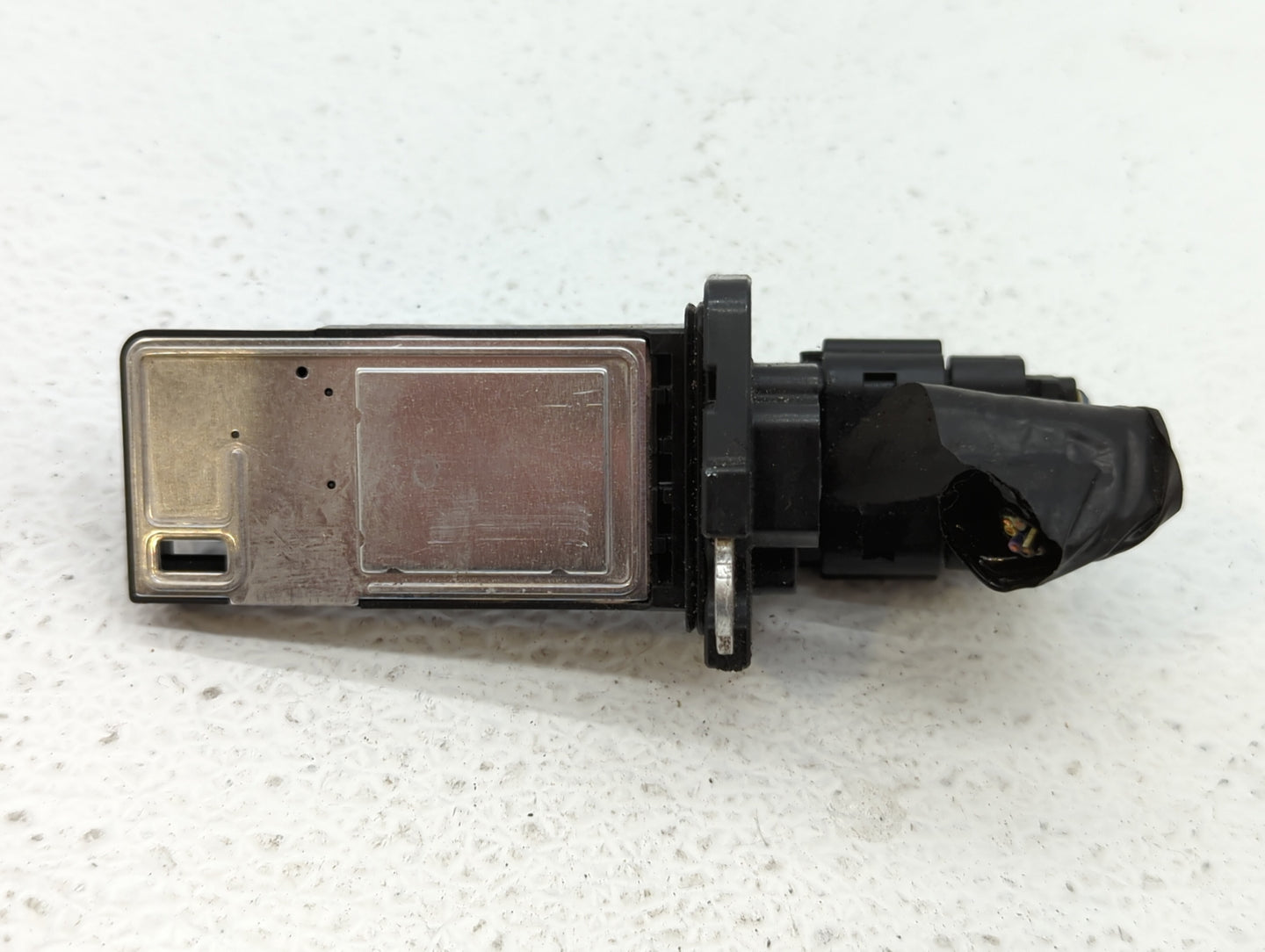 Gmc Yukon Xl Mass Air Flow Meter Maf - Oemusedautoparts1.com