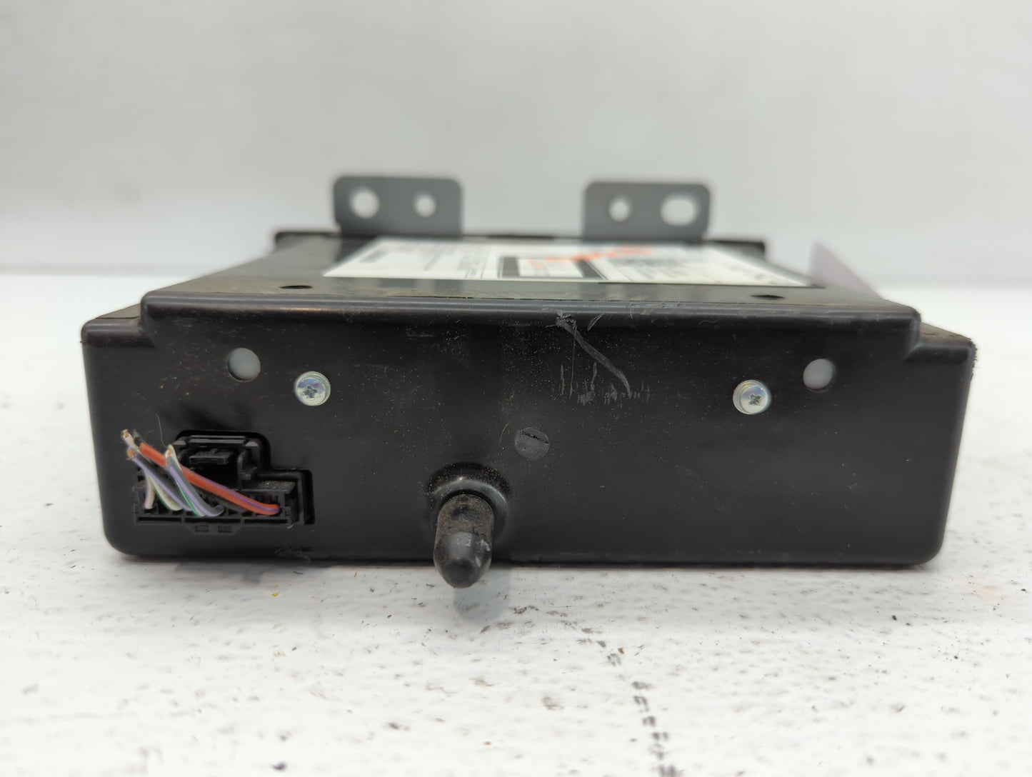 2017 Gmc Yukon Xl Radio AM FM Cd Player Receiver Replacement P/N:84016434 Fits Fits 2018 2019 2020 OEM Used Auto Parts - Oem