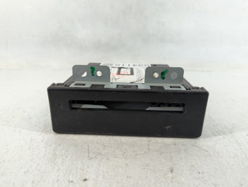 Gmc Yukon Xl Am Fm Cd Player Radio Receiver - Oemusedautoparts1.com