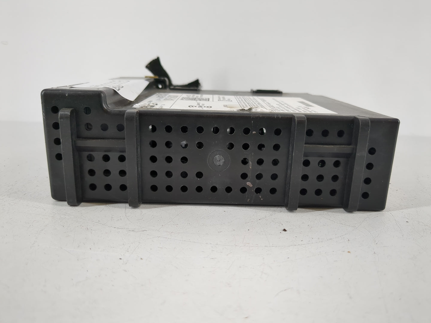 2017 Gmc Yukon Xl 1500 Radio AM FM Cd Player Receiver Replacement P/N:84278527 Fits Fits 2016 2018 2019 2020 OEM Used Auto P