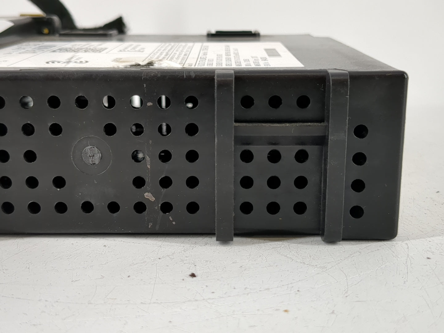 2017 Gmc Yukon Xl 1500 Radio AM FM Cd Player Receiver Replacement P/N:84278527 Fits Fits 2016 2018 2019 2020 OEM Used Auto P