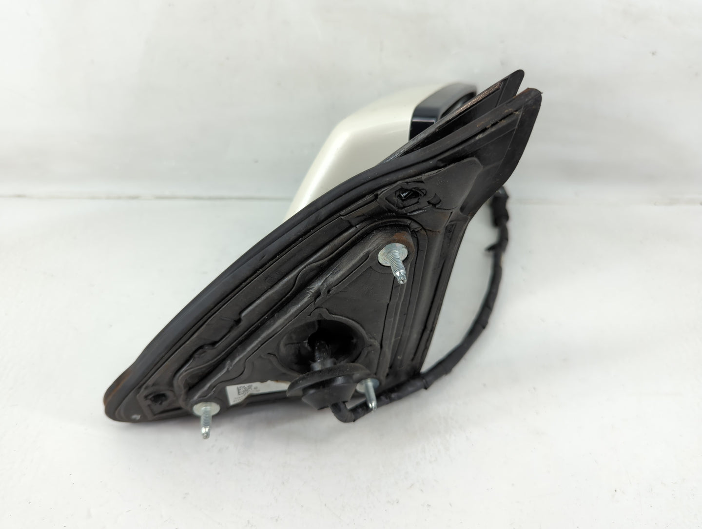 2017 Gmc Yukon Xl 1500 Passenger Side View Mirror - Right Door Mirror OEM Used - Oemusedautoparts1.com