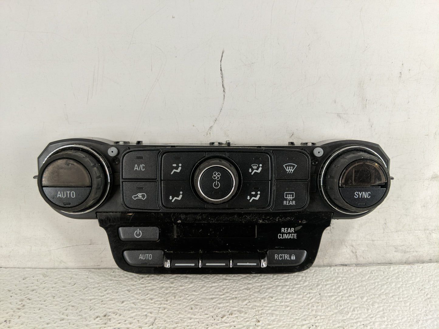 2017 Gmc Yukon Xl 1500 Climate Control Module Temperature AC/Heater Replacement P/N:84164477 Fits Fits 2018 2019 2020 OEM Us
