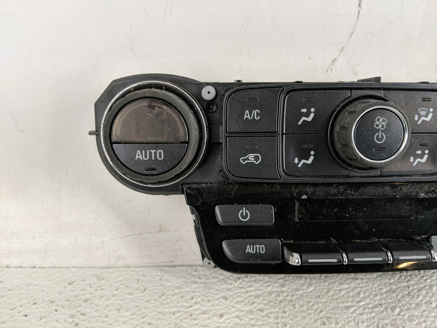 2017 Gmc Yukon Xl 1500 Climate Control Module Temperature AC/Heater Replacement P/N:84164477 Fits Fits 2018 2019 2020 OEM Us