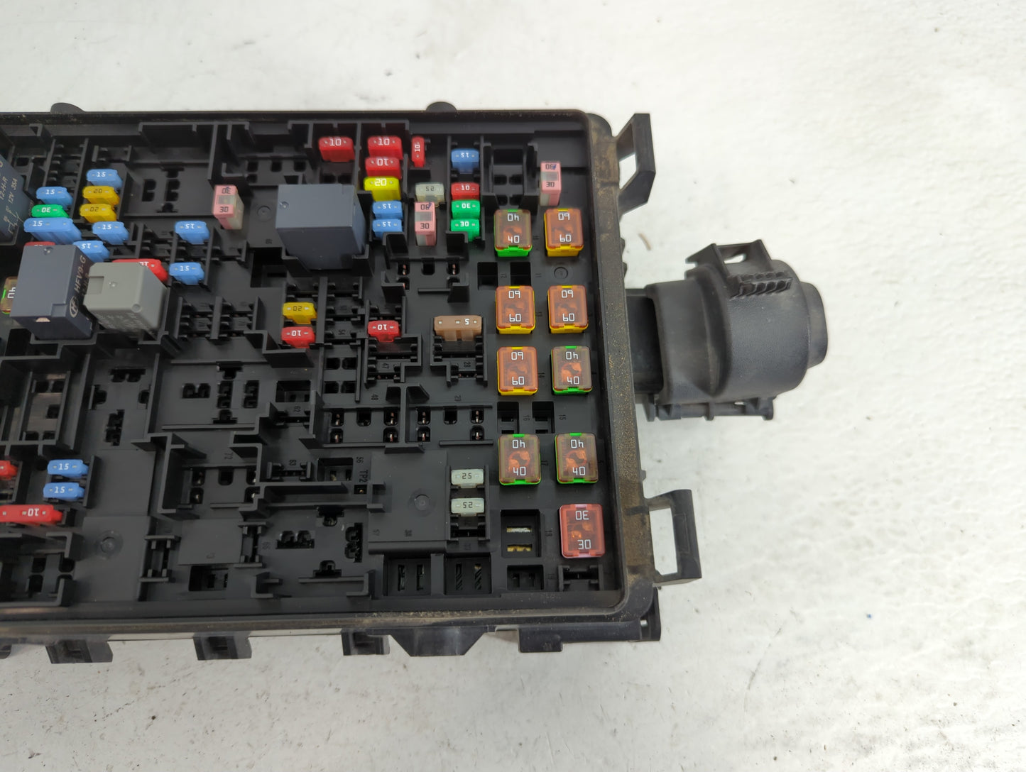 2017 Gmc Yukon Xl 1500 Fusebox Fuse Box Panel Relay Module P/N:23227061 Fits Fits 2015 2016 2018 2019 2020 OEM Used Auto Par