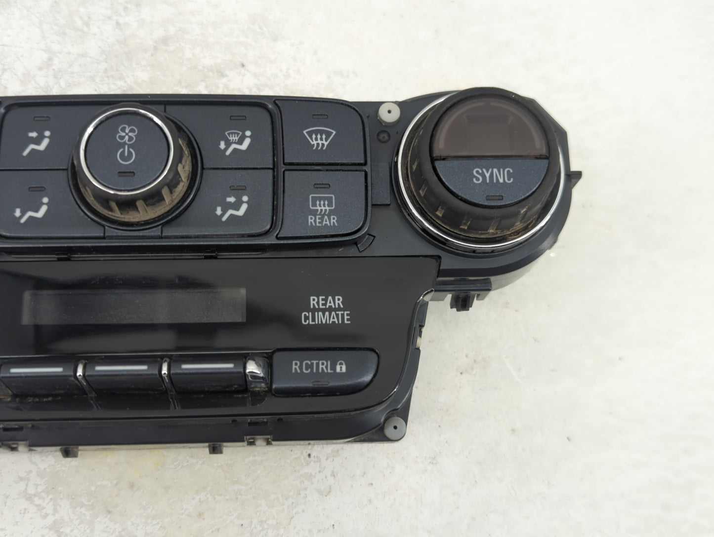 2017 Gmc Yukon Xl 1500 Climate Control Module Temperature AC/Heater Replacement P/N:815372982 84164477 Fits Fits 2018 2019 2