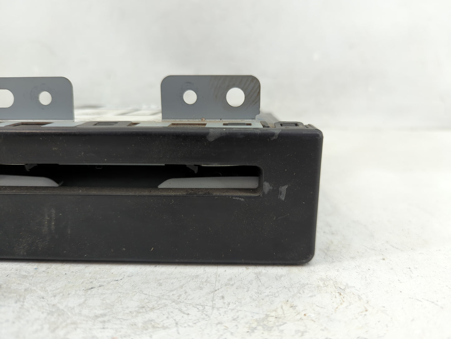 2017 Gmc Yukon Xl 1500 Radio AM FM Cd Player Receiver Replacement P/N:84016434 Fits Fits 2018 2019 OEM Used Auto Parts - Oem