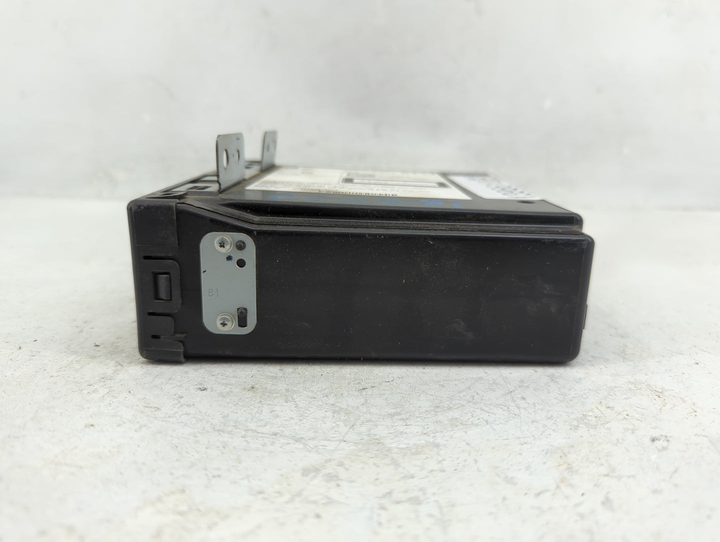 2017 Gmc Yukon Xl 1500 Radio AM FM Cd Player Receiver Replacement P/N:84016434 Fits Fits 2018 2019 OEM Used Auto Parts - Oem