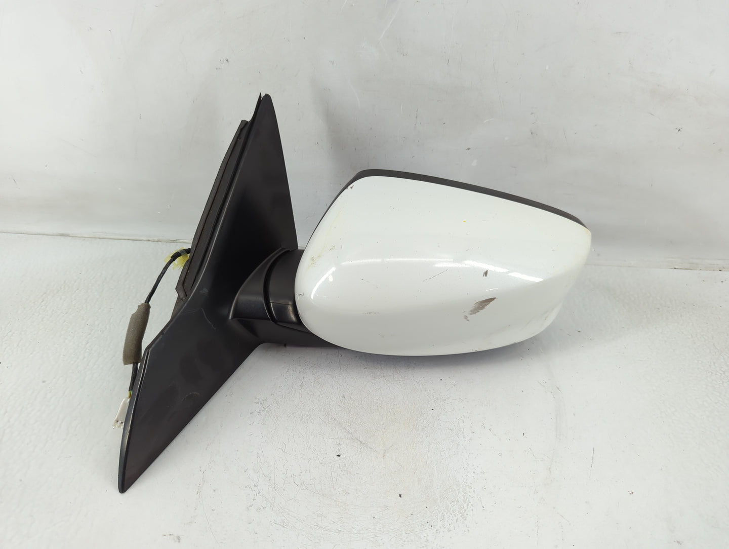 2013-2017 Honda Accord Driver Side View Mirror - Left Door Mirror OEM Used - Oemusedautoparts1.com