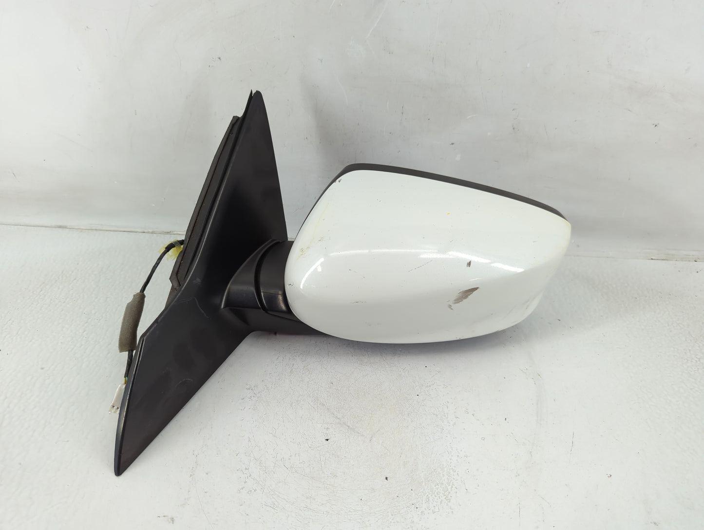 2013-2017 Honda Accord Driver Side View Mirror - Left Door Mirror OEM Used - Oemusedautoparts1.com