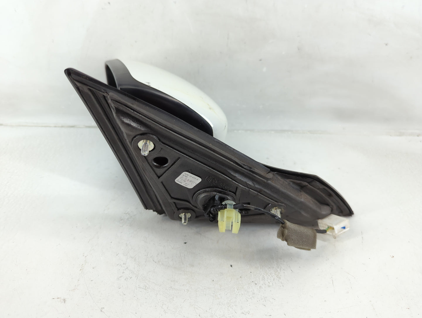 2013-2017 Honda Accord Driver Side View Mirror - Left Door Mirror OEM Used - Oemusedautoparts1.com