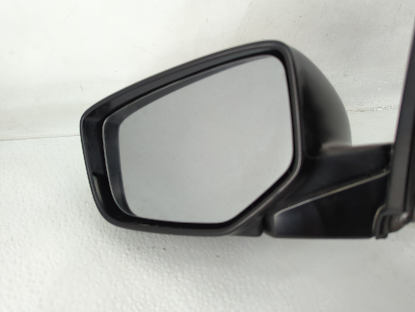 2013-2017 Honda Accord Driver Side View Mirror - Left Door Mirror OEM Used - Oemusedautoparts1.com