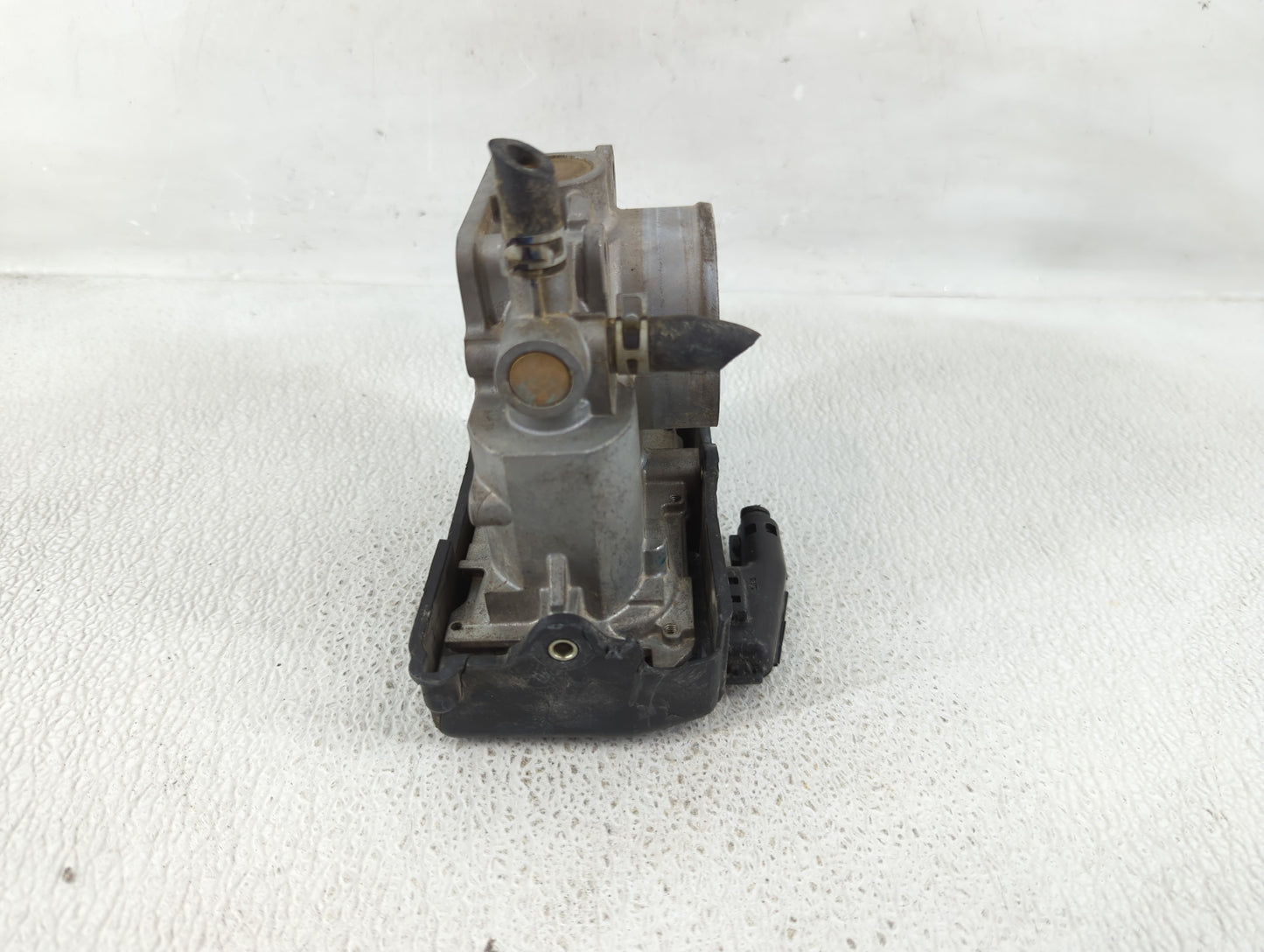 2013-2017 Honda Accord Throttle Body P/N:GMF4A Fits Fits 2013 2014 2015 2016 2017 2018 2019 2020 2021 2022 OEM Used Auto Par