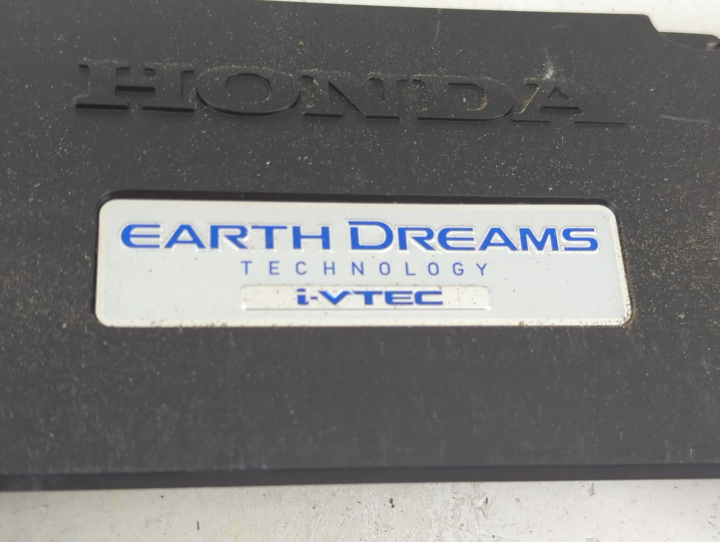 2017 Honda Accord Engine Cover - Oemusedautoparts1.com