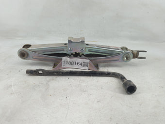 compare product 2017 Honda Accord Spare Scissor Car Jack 1188164