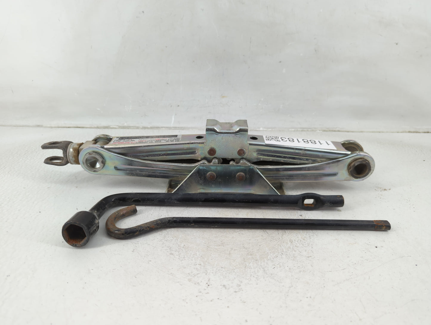 2017 Honda Accord Spare Scissor Car Jack 1188183 - Oemusedautoparts1.com