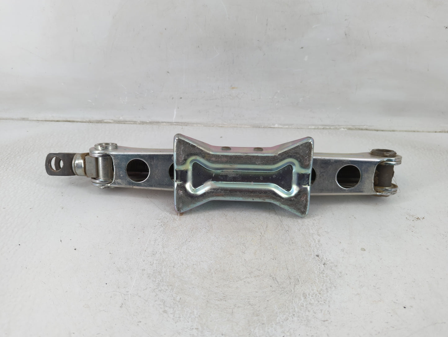 2017 Honda Accord Spare Scissor Car Jack - Oemusedautoparts1.com