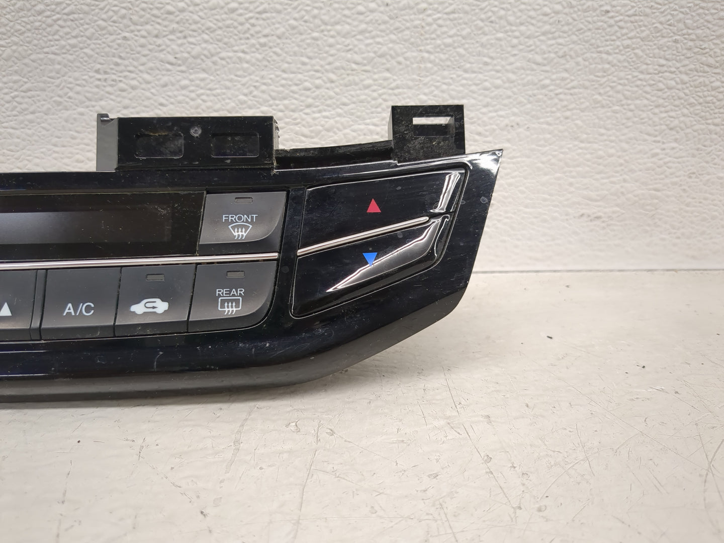 2017 Honda Accord Climate Control Module Temperature AC/Heater Replacement P/N:79600 T2F A711 M1 Fits OEM Used Auto Parts - 