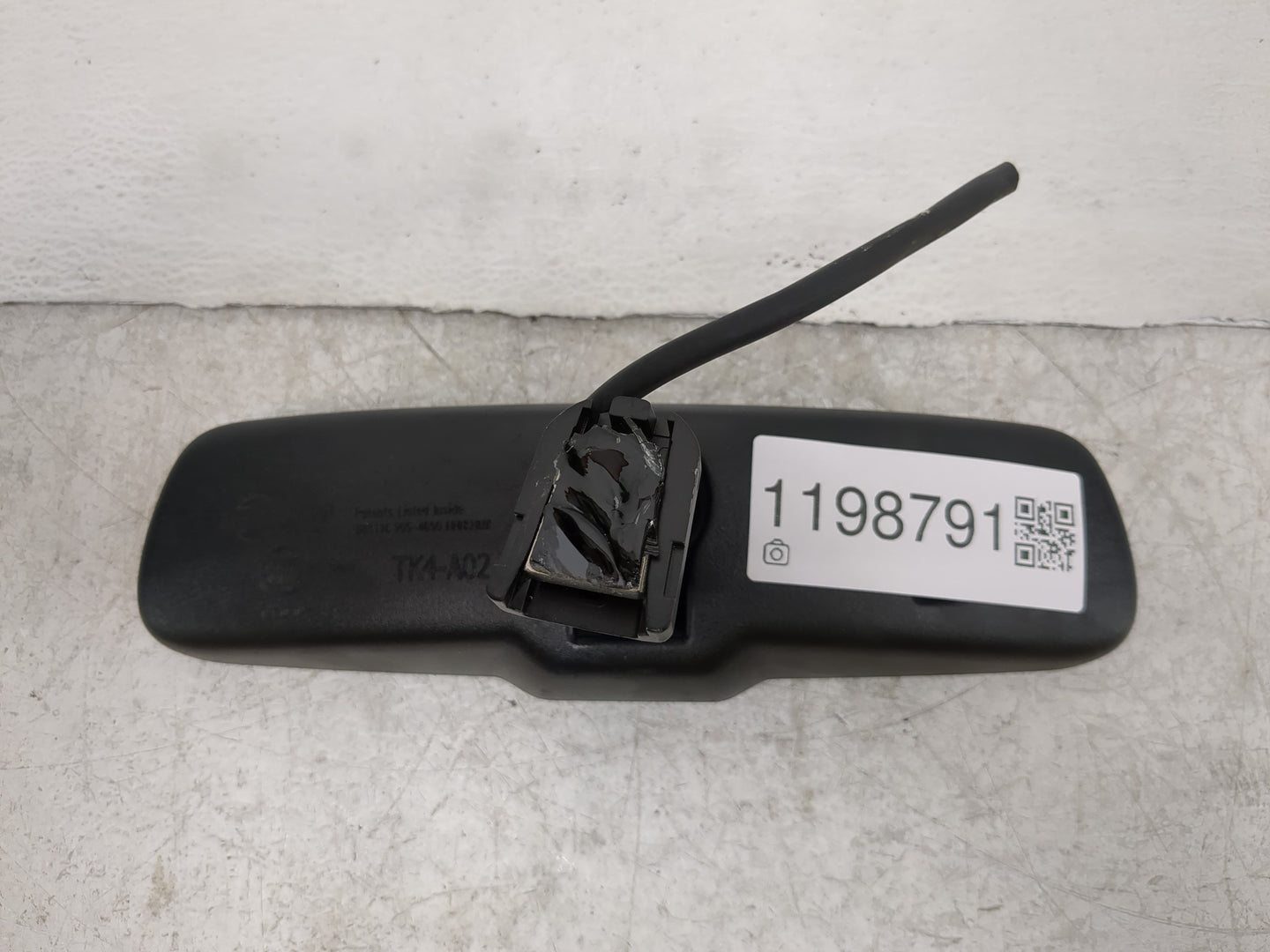 2013-2017 Honda Accord Interior Rear View Mirror Replacement OEM P/N:E11026001 Fits OEM Used Auto Parts - Oemusedautoparts1.