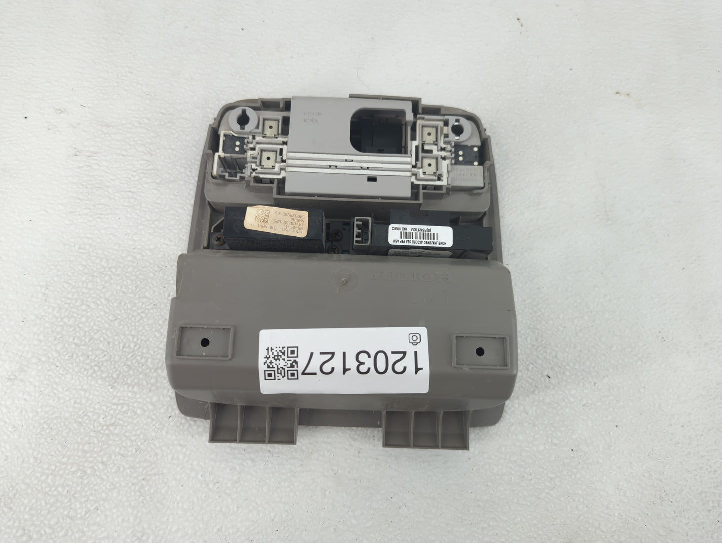 2017 Honda Accord Overhead Roof Console - Oemusedautoparts1.com