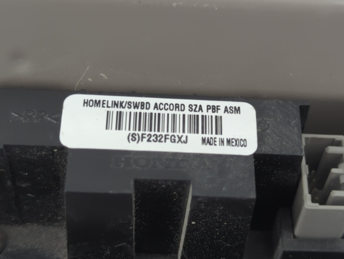 2017 Honda Accord Overhead Roof Console - Oemusedautoparts1.com