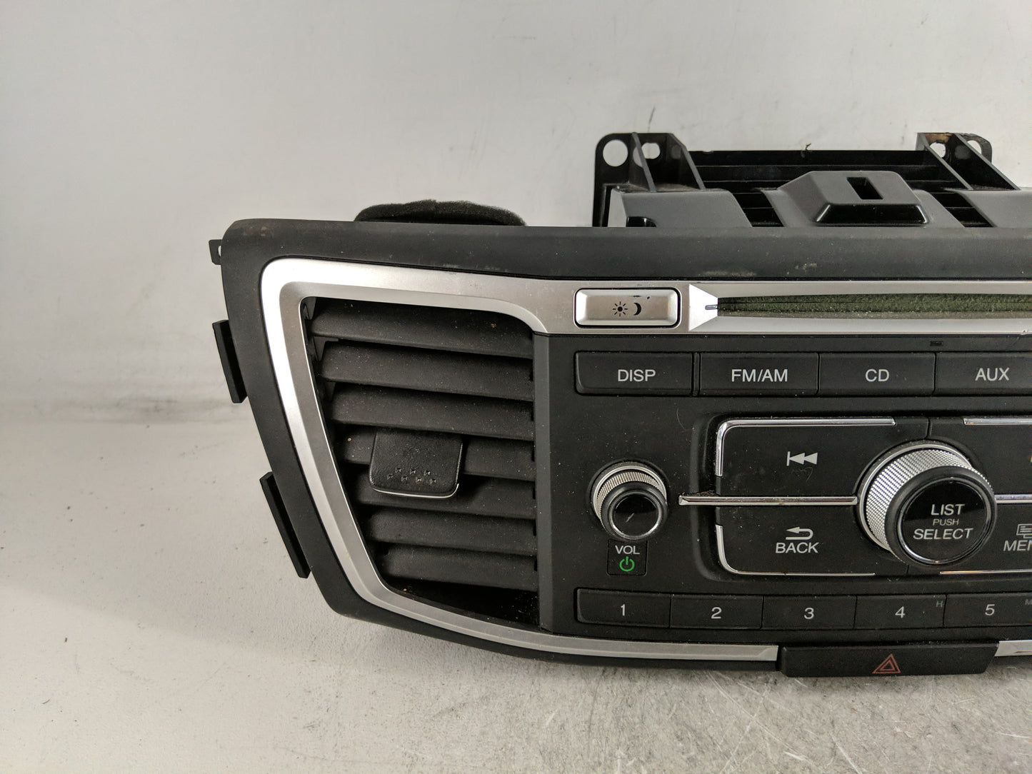 2016-2017 Honda Accord Radio AM FM Cd Player Receiver Replacement P/N:39100-T2F-A001 Fits Fits 2016 2017 OEM Used Auto Parts