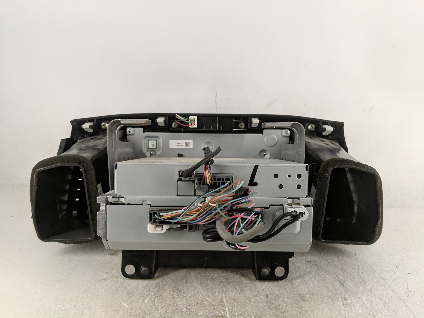 2016-2017 Honda Accord Radio AM FM Cd Player Receiver Replacement P/N:39100-T2F-A001 Fits Fits 2016 2017 OEM Used Auto Parts