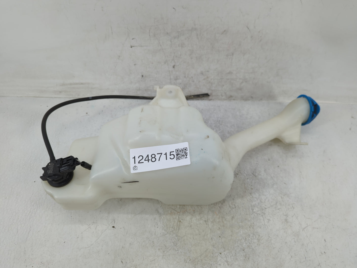 2013-2017 Honda Accord Windshield Washer Fluid Reservoir Bottle Oem - Oemusedautoparts1.com