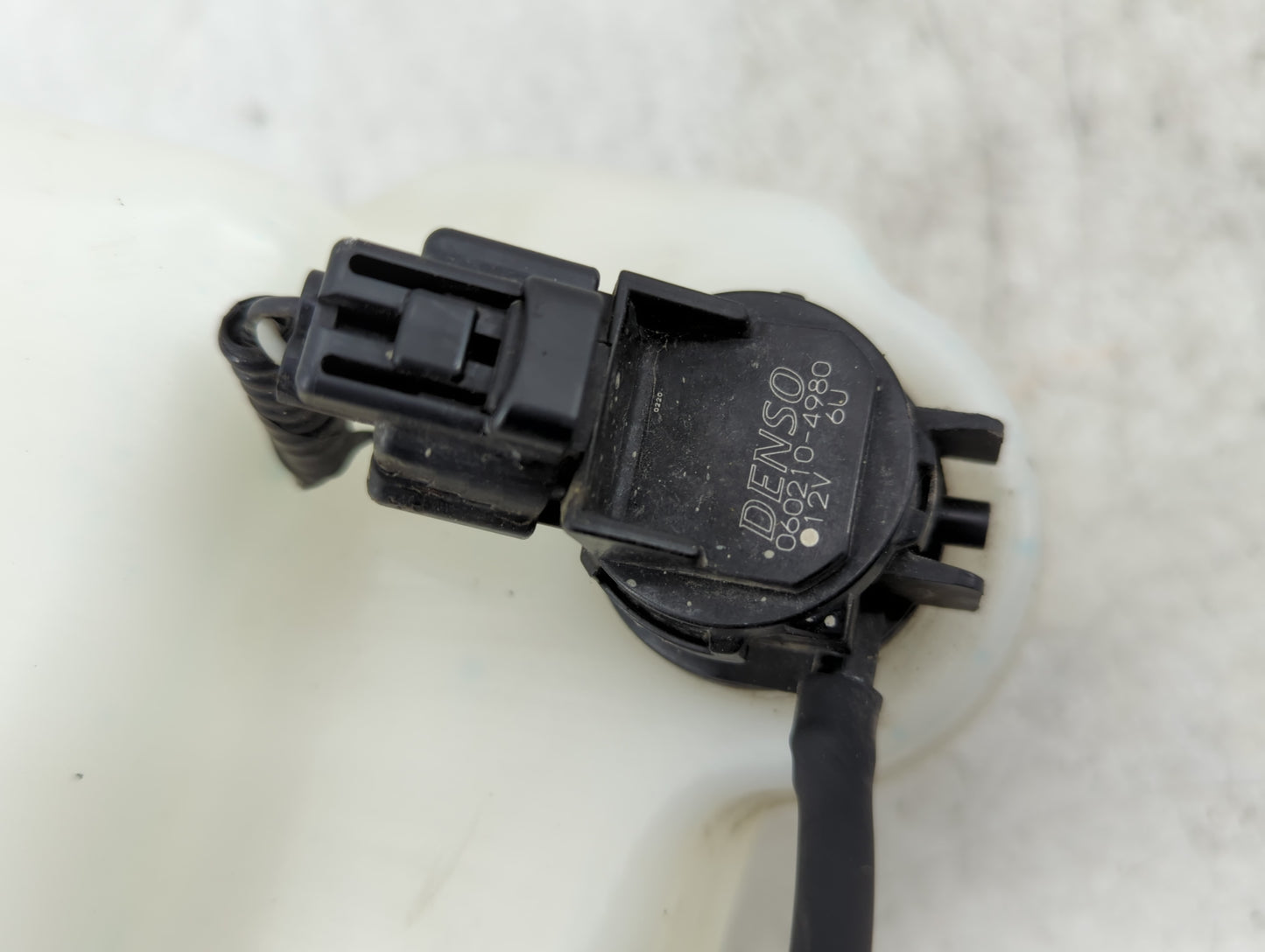 2013-2017 Honda Accord Windshield Washer Fluid Reservoir Bottle Oem - Oemusedautoparts1.com
