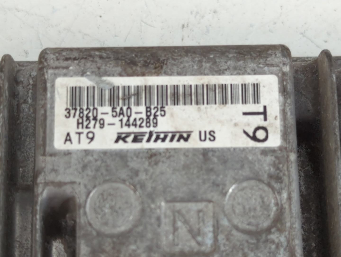 2016-2017 Honda Accord PCM Engine Control Computer ECU ECM PCU OEM P/N:37820-5A0-B25 Fits Fits 2016 2017 OEM Used Auto Parts