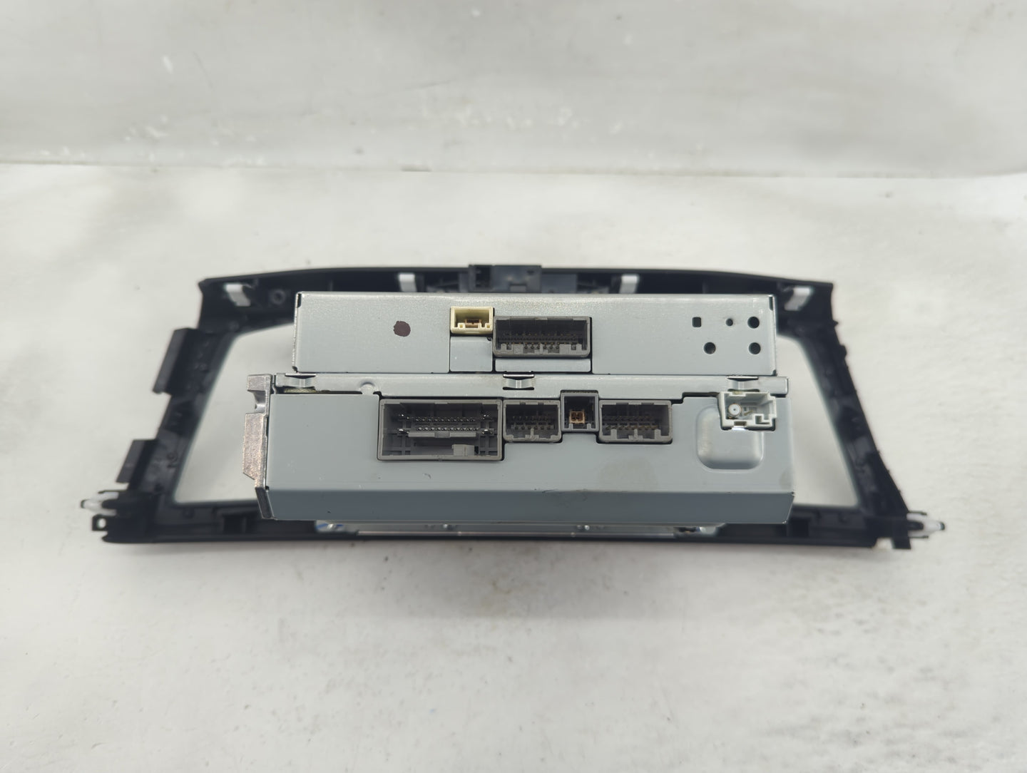 2016-2017 Honda Accord Radio Control Panel - Oemusedautoparts1.com
