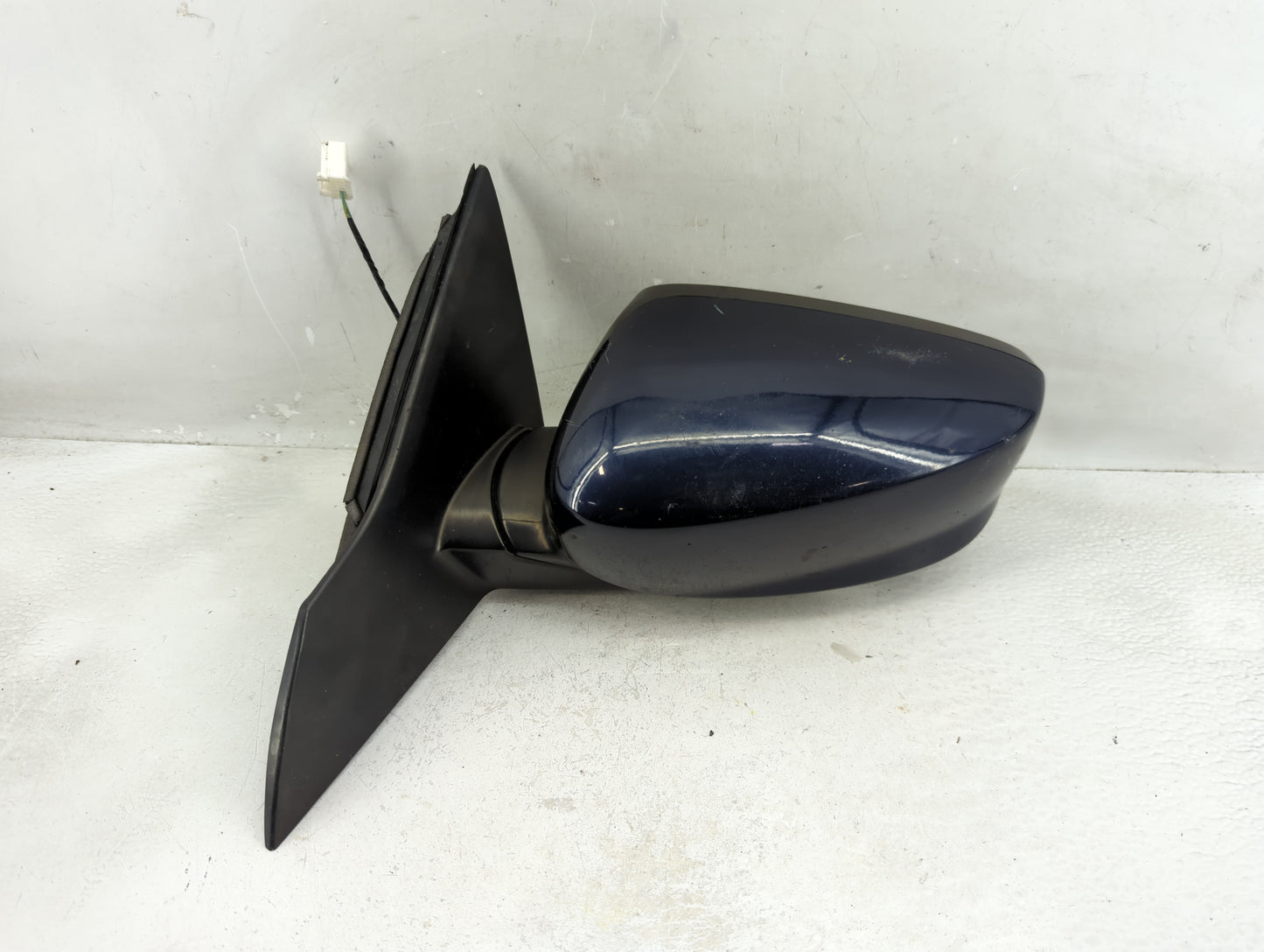 2013-2017 Honda Accord Passenger Side View Mirror - Right Door Mirror OEM Used - Oemusedautoparts1.com