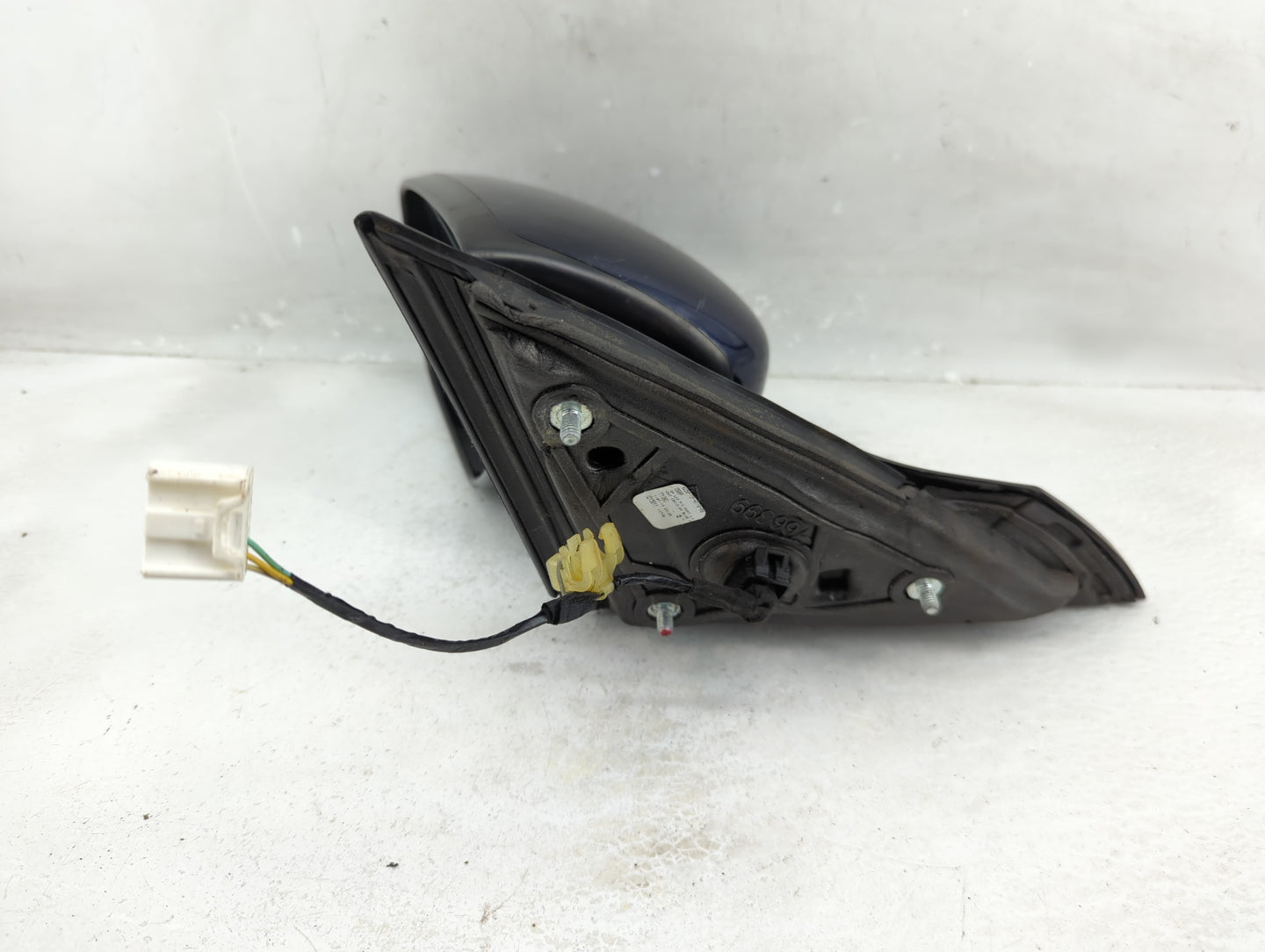 2013-2017 Honda Accord Passenger Side View Mirror - Right Door Mirror OEM Used - Oemusedautoparts1.com